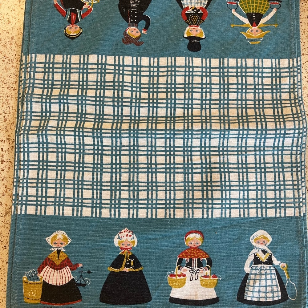 Vintage Style Tea Towel with Folk Art Design-set of 4